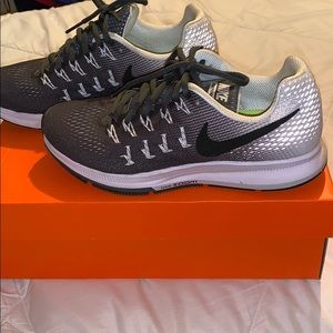 Women’s Nike Air Zoom Pegasus 33